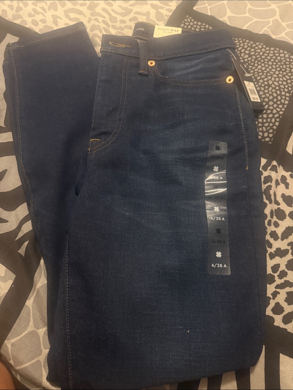 Lucky Brand High Rise Dark Blue Women’s Jeans Size 6.
